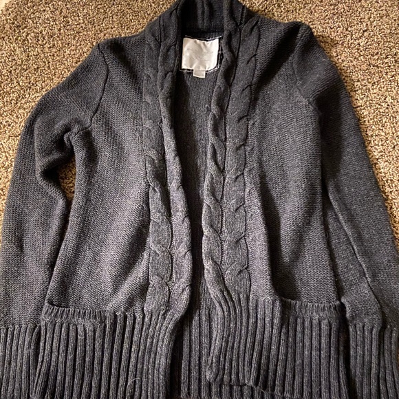 American Eagle Cardigan - Picture 2 of 3